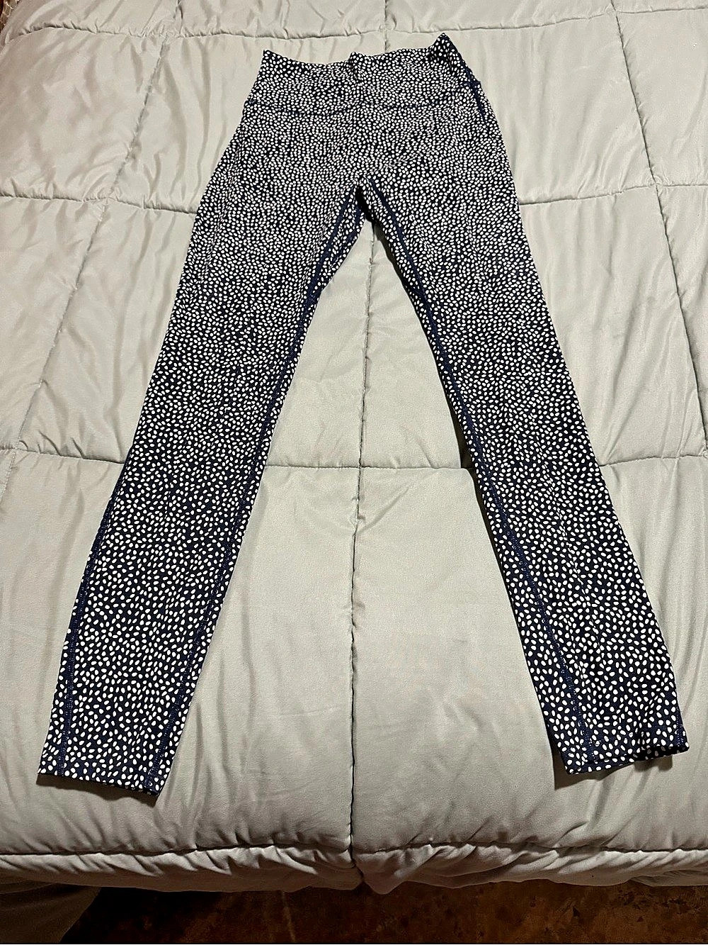 Aoxjox Trinity Workout Leggings Animal Print Black and Cream - High Rise